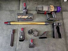 Dyson V11 Absolute Extra Gold Staubsauger