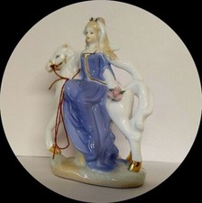 Ambiente Galerie ~ Lady Fiona