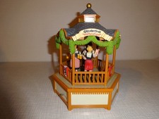 Enesco Spieluhr- Oktoberfest