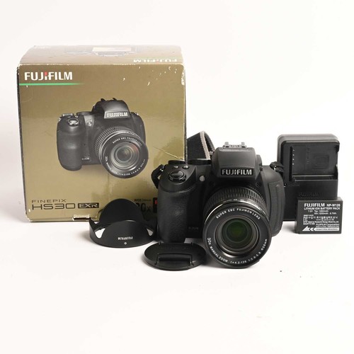 Fujifilm finepix hs30exr - fujifilm,