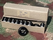 VOLLE BOX LOT x10 SELTEN