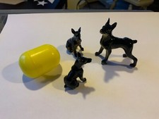 ALTFIGUREN 70 er Jahre extrem dunkle Dobermann Hunde