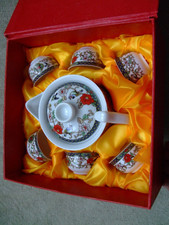 Porzellan Reiswein Saki Service Teeservice Teekanne Teetasse Asia China geschirr