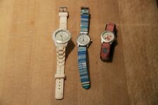 3 Kinder Uhren mehrfarbig  ***