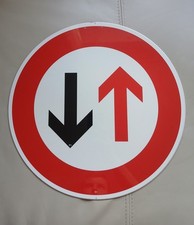 Verkehrszeichen "Vorrang des