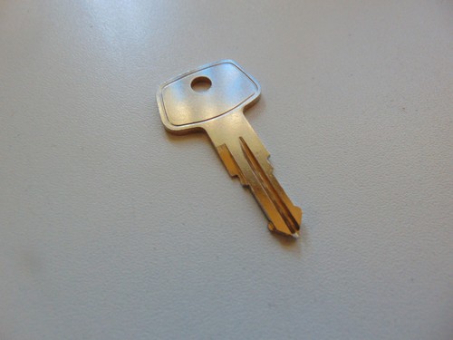 Kamei schlüssel nummer 025 - 1x,