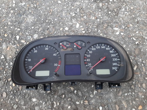 Golf bj2000 tacho - ,