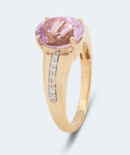 Harry Ivens IV Ring GG 375 mit einem Kunzit und Zirkonen