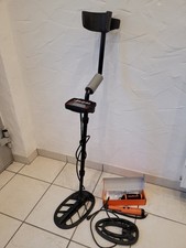 Fisher F22 Premiumpaket (Metalldetektor & Quest Xpointer & Schatzsucherhandbuch)