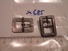 Schnallen für Dolch und