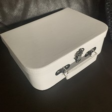 Pappkoffer für kleine Künstler Bastelkoffer zum dekorieren |weiss ca. 25x18x8 cm