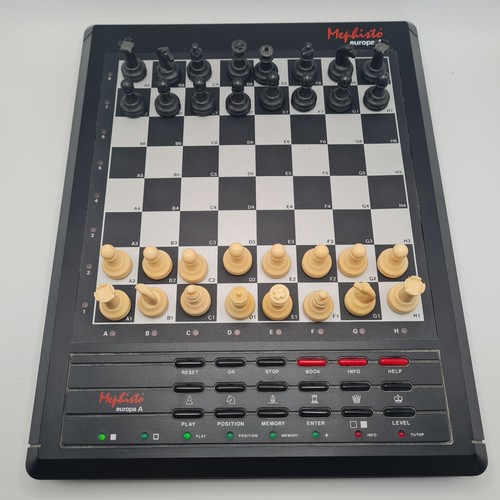 Schachschule mephisto - a,