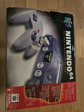 N64 - Nintendo 64 Konsole mit