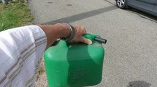 ""BP"" Benzinkanister Kraftstoff-Kanister Reserve in grün:  5 LITER: Garagenfund