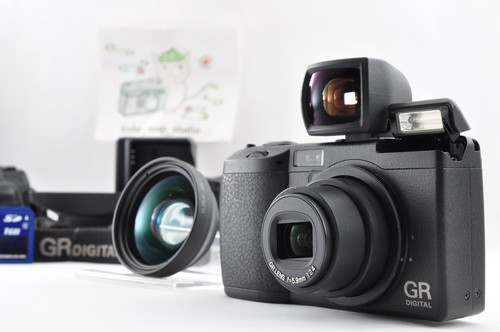 Ricoh digital near mint - ricoh, gr