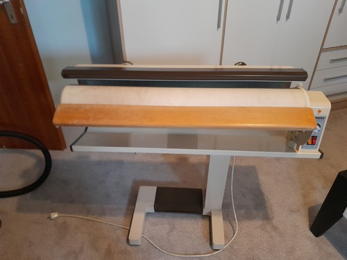 Bügelmaschine/Heißmangel