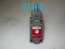 EUCHNER POSITIONSSCHALTER NZ1RS-528 LO60 -NEU / OVP-