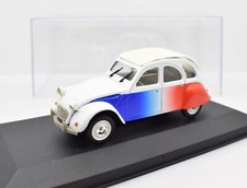 Modellauto Auto Maßstab 1:43