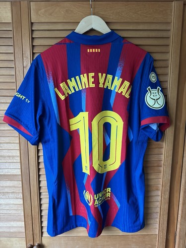 Jamal barcelona 26 - jamal,
