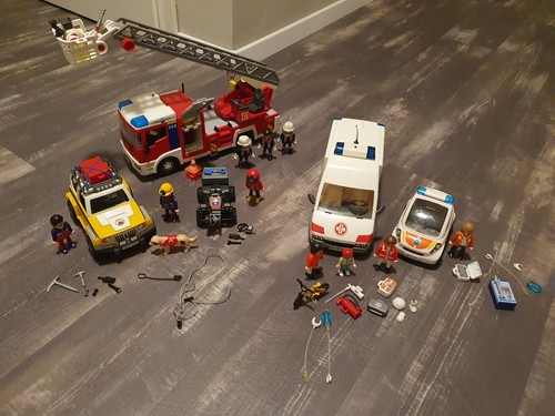 PLAYMOBIL