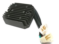 Regler Lichtmaschine für HONDA VT600 VF 750 C Magna  #31600-MZ5-003