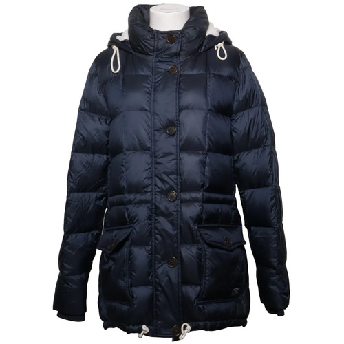 Abercrombie fitch - &,