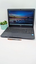 Laptop Fujitsu A555 15,6"