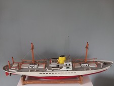 Schiffsmodell mit Standfuss, Material Holz Länge 1.20 m