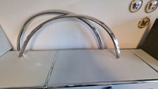 NEU Mercedes-Benz W123 S123 C123 Radlaufchrom Vorne L+R Wheelhouse Chrome Trim
