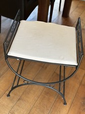 Schöner Sitzhocker - Metallgestell mit Sitzkissen von Tchibo