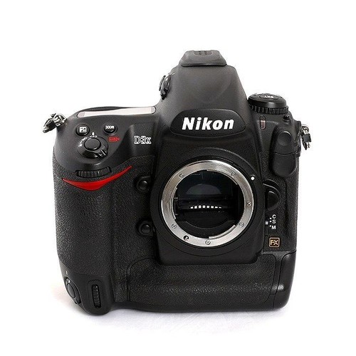 Near mint nikon - m1, digital