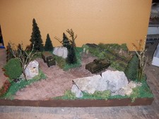 1/87/HO Diorama 40 cm x 30 cm Bundeswehr am Bahndamm mit Marder + Unimog