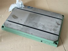 Richtplatte/ Aufspanntisch mit Nuten 18 kg - plangeschliffen - 452 x 300 x 47 mm