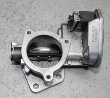 Drosselklappe Drosselklappenstutzen 504264089 Iveco Daily IV 3.0 Bj.08