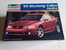 Revell 1:25 85-2535 99 Mustang