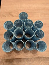 13 LeerKonen Plastikspulen, Garnkonenaus Kunststoff