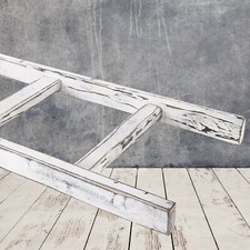 Weiße Holzleitern / 4