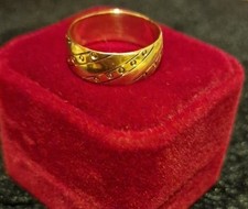 Goldring 333 Gr.ca 63 Massiv Pompöös. Ca. 5,26gr.