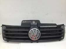 VW Polo IV (9N1, 9A) Kühlergrill 6Q0853653C Frontgrill VW Emblem 01-05