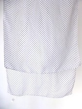 Hauchzarter Schal Halstuch weiß mit kleinen schwarzen Punkten 39x161cm