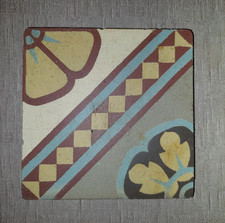 Historische Zementfliese