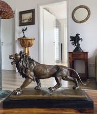 Bronzefigur Löwe Raubkatze