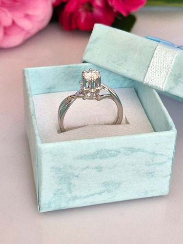 Wunderschöner älterer ring - wunderschöner,