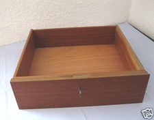 alte stabile Schublade mit