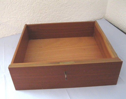Alte stabile schublade mit - alte,