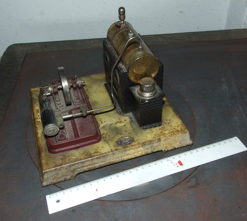 Antike dampfmaschine b w - j, f