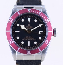 Tudor Uhr Black Bay Top Heritage Red Cool Faded 2021 No-Date B+P Diver