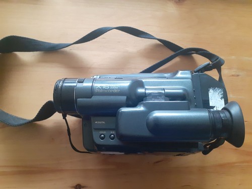 Panasonic digital zoom x16 - digital,