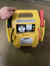  Starthilfe12V MAMESMANN Schnellstartsystem 500 A mit Kompressor 18 bar.