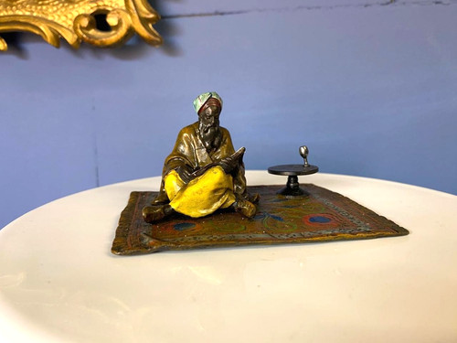 Farbige bronze skulptur winer - farbige,